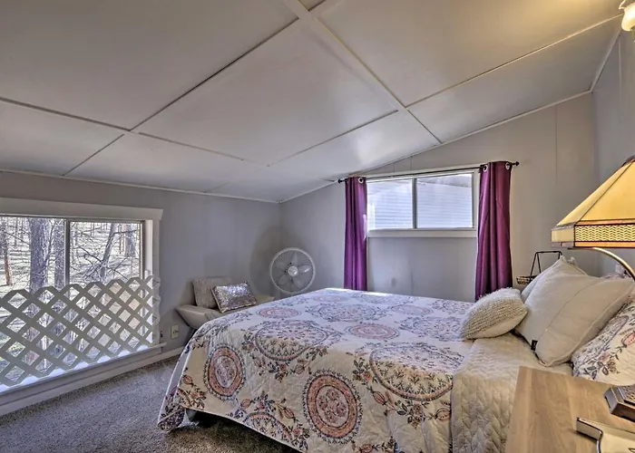 Hike & Relax Fireside: Dog-friendly Gem In Payson! *