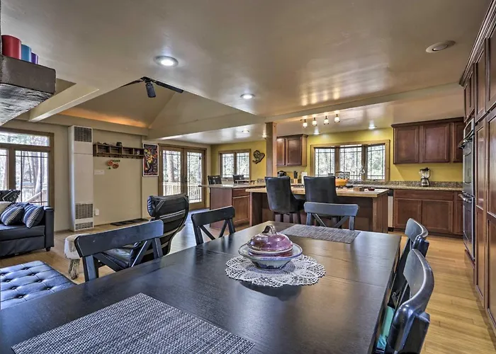 Holiday home Hike & Relax Fireside: Dog-friendly Gem In Payson! Payson