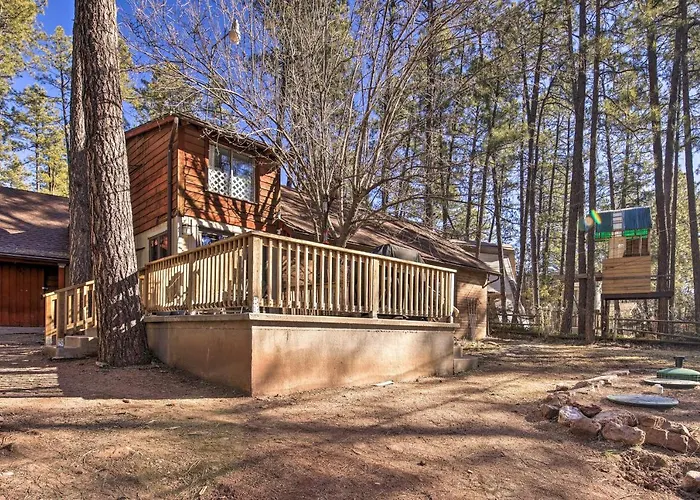 Holiday home Hike & Relax Fireside: Dog-friendly Gem In Payson!